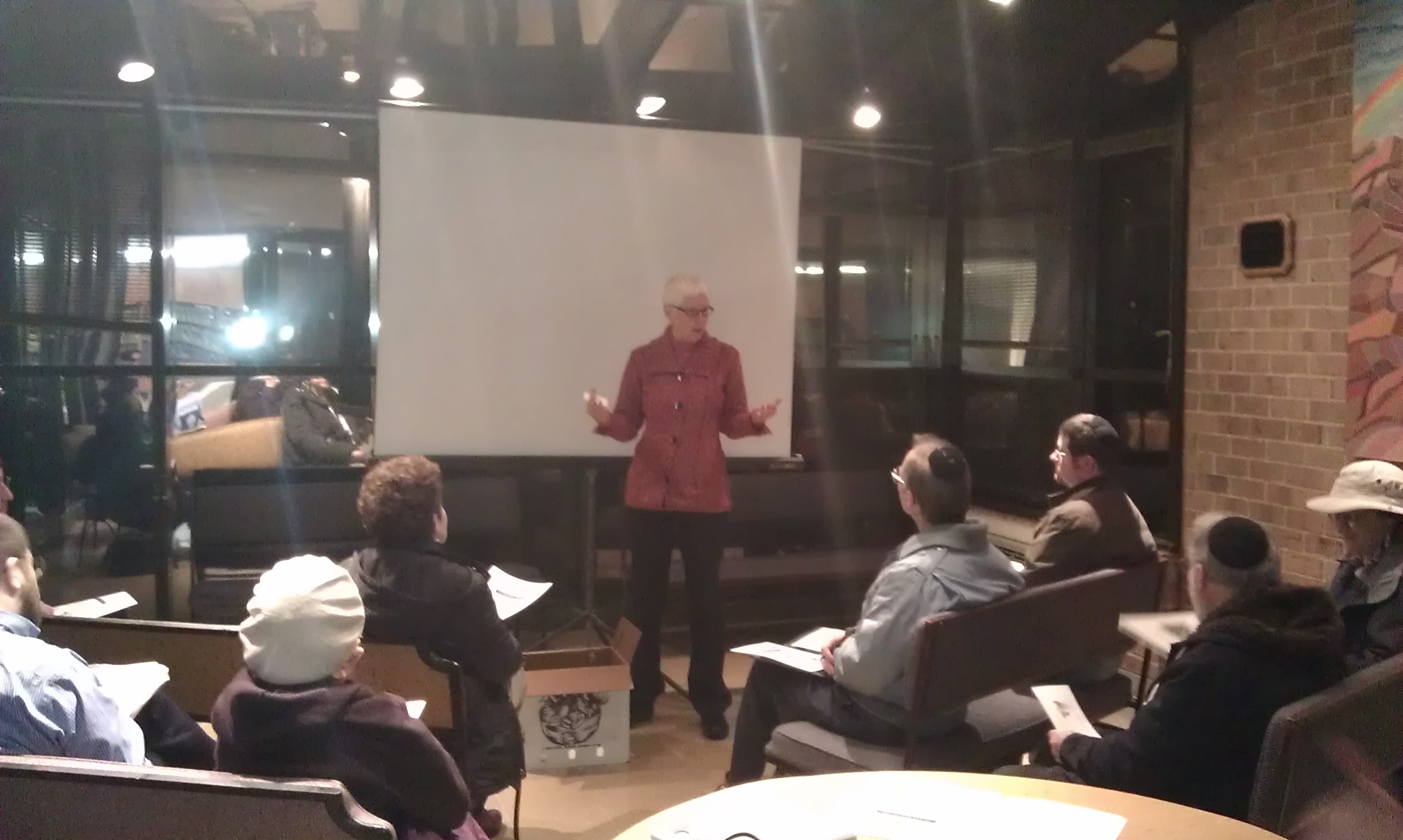 Erin Johnson presents to Kayamut Sustainability Circle.